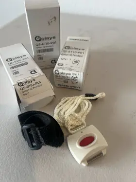 Qolsys Qs-6110-p01 Pendant Wireless Transmitter With Lanyard And Strap White